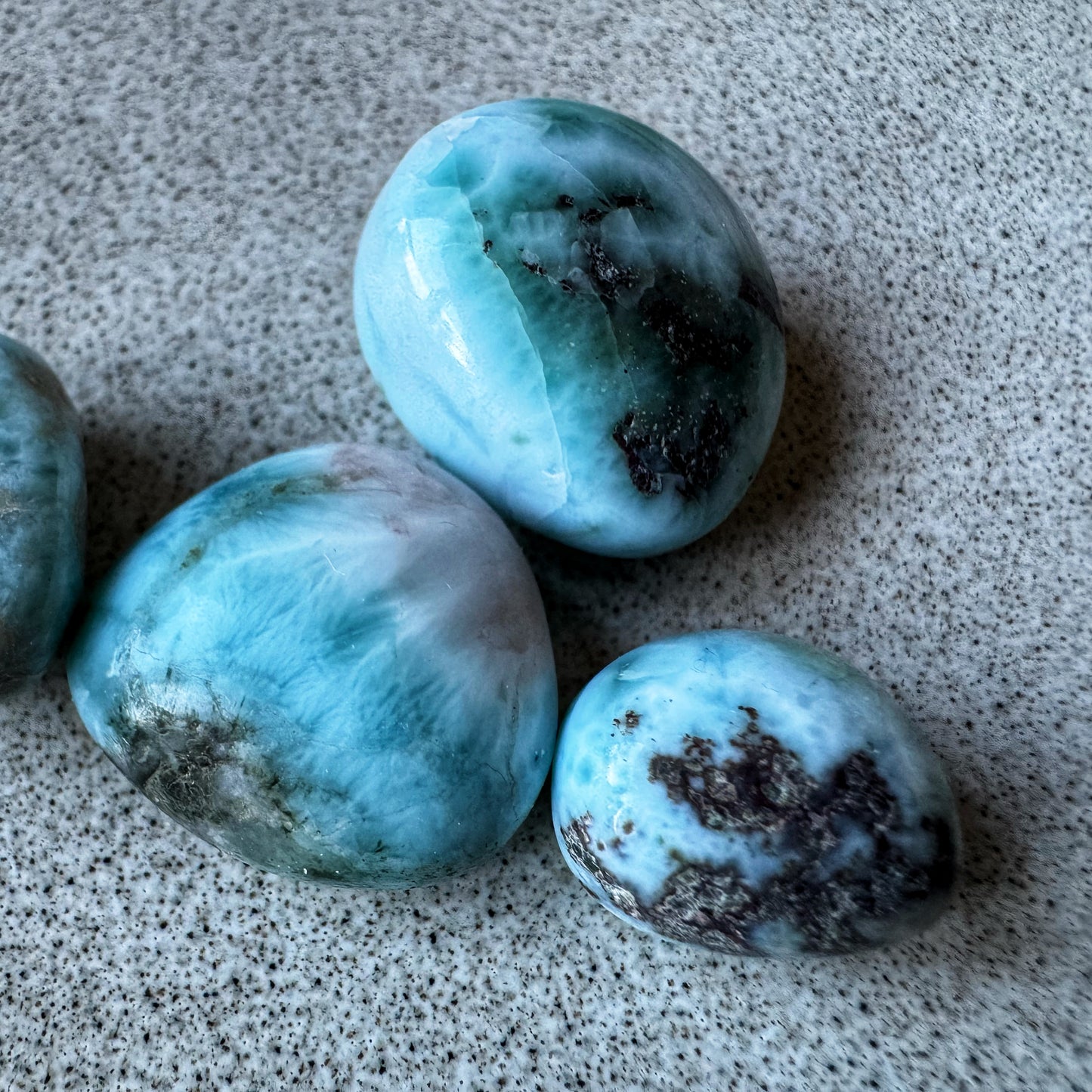 Larimaras Atlantidos palikimas