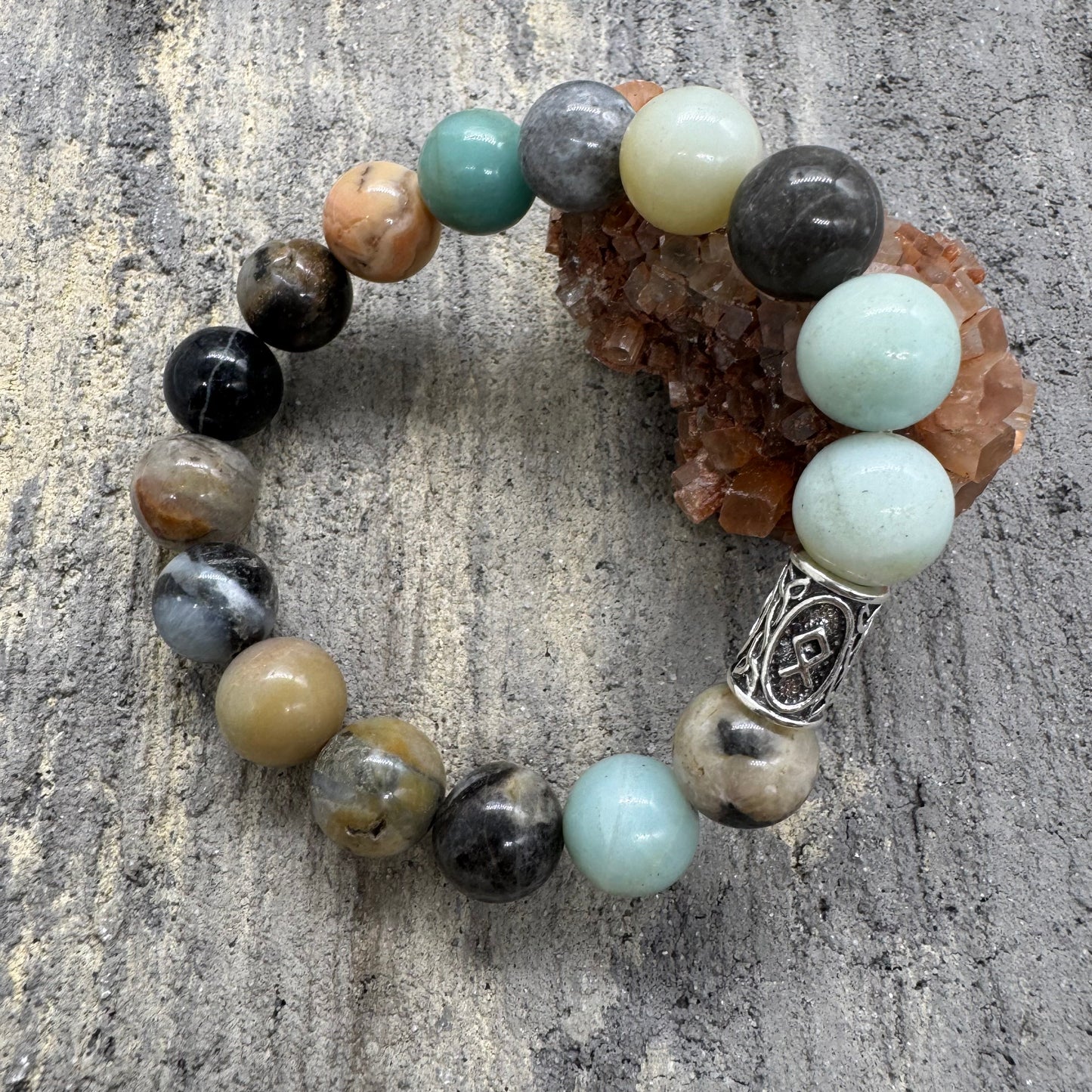 Othala runa Indijos agatas